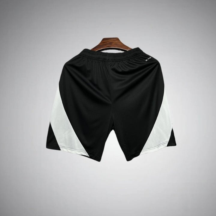 24/25 Juventus Home Kit