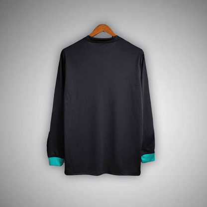 17/18 Real Madrid Long Sleeve Away Kit