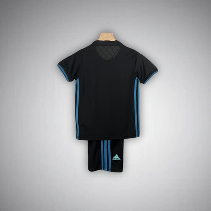 17/18 Real Madrid Away Premium Kids Size Kit
