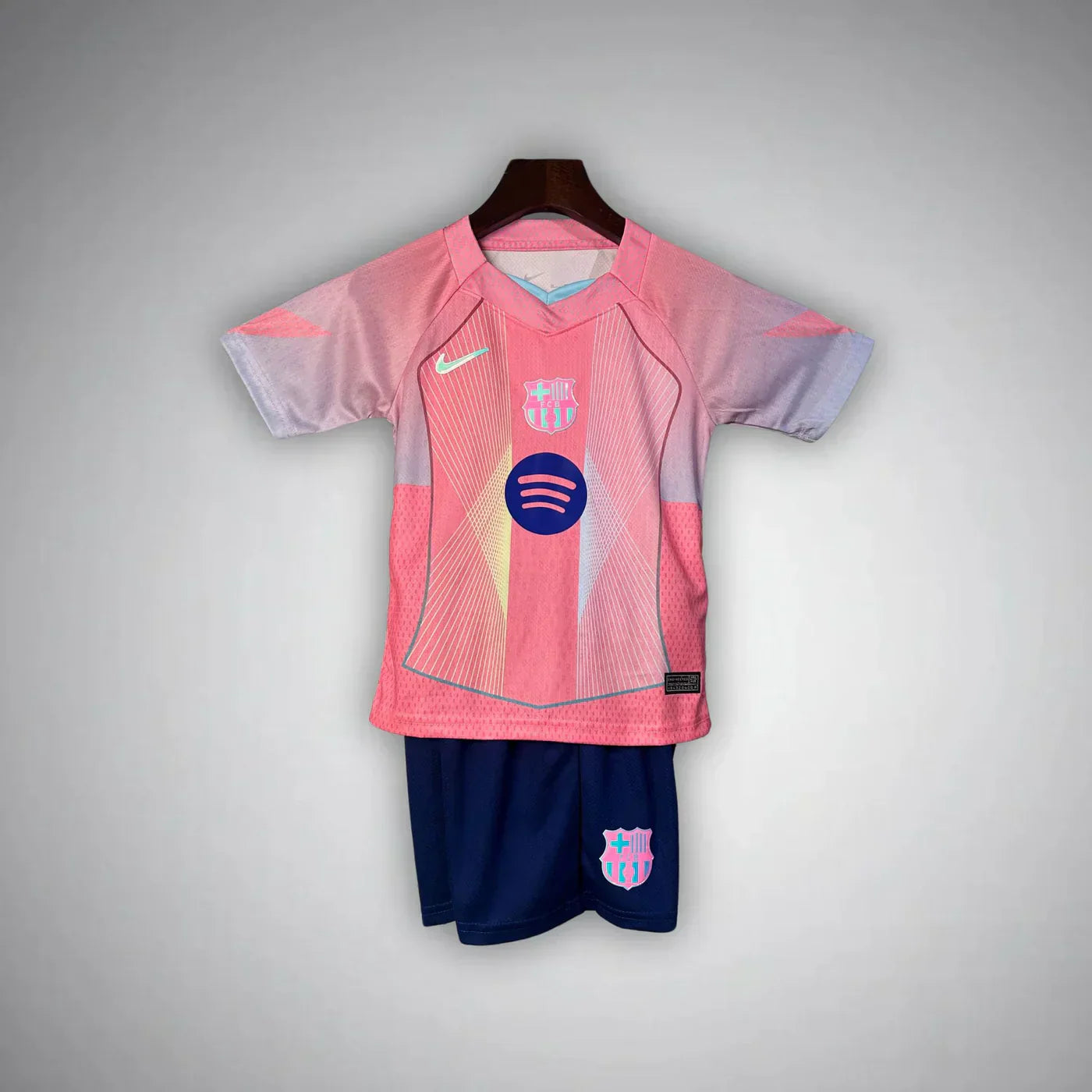 Barcelona pink kids kit