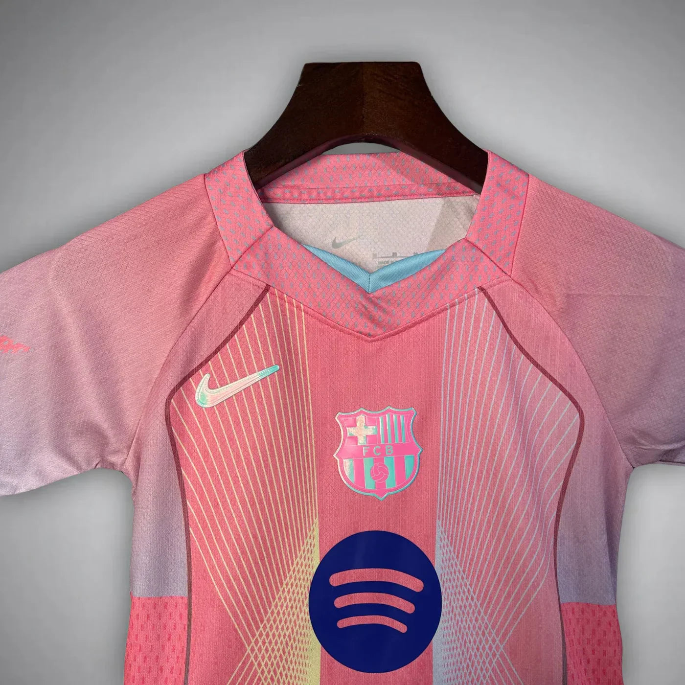 Barcelona pink kids kit