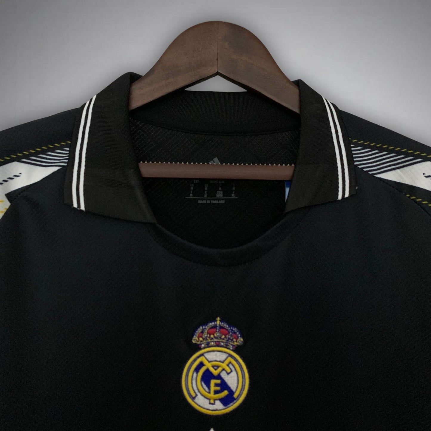 Real Madrid "Nocturno" Premium Kit